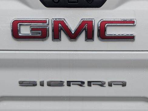 Used 2021 GMC Sierra 2500 AT4 w/ AT4 Premium Plus Package image 13