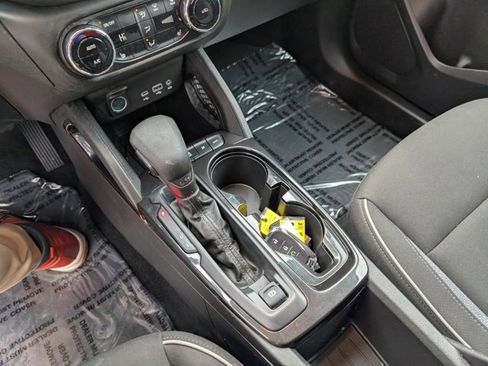 Used 2023 Chevrolet TrailBlazer LT w/ Convenience Package image 18