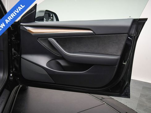 Used 2022 Tesla Model 3 image 44