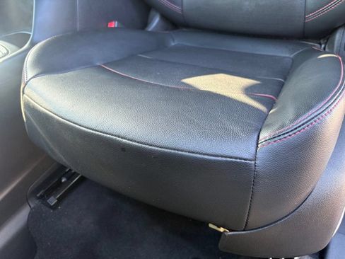 Used 2023 Chevrolet Equinox RS w/ RS Leather Package AWD/4WD image 11