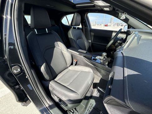 Certified 2024 Lexus UX 250h FWD image 26