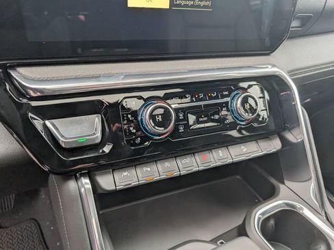 New 2026 GMC Sierra 1500 Denali AWD/4WD image 23