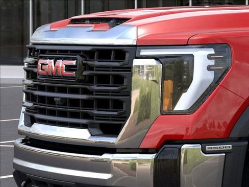 New 2026 GMC Sierra 3500 Pro image 13