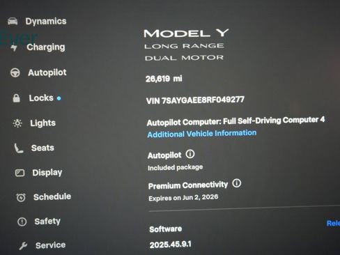 Used 2024 Tesla Model Y Long Range AWD/4WD image 7