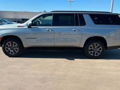 Used 2024 Chevrolet Suburban Z71 w/ Luxury Package