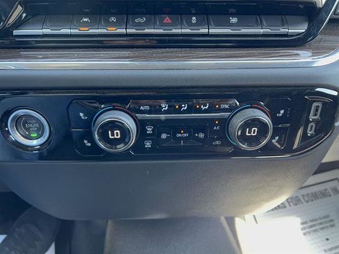 Used 2023 Chevrolet Silverado 1500 LT AWD/4WD image 21