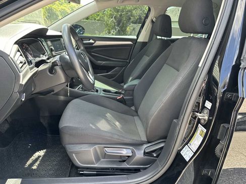 Used 2021 Volkswagen Jetta S FWD image 2