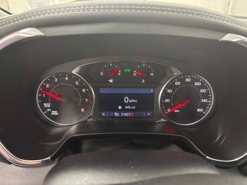 Used 2025 Chevrolet Blazer LT FWD image 30