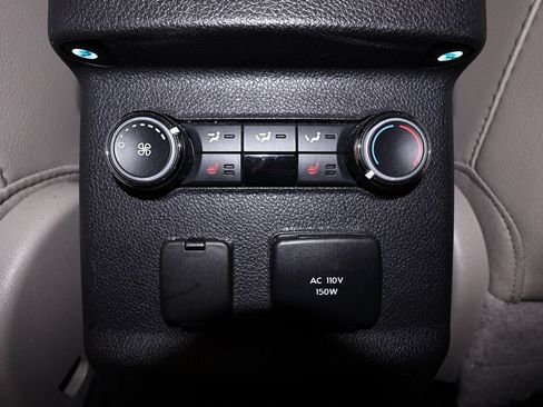 Used 2014 Ford Explorer Limited w/ Equipment Group 301A AWD/4WD image 16