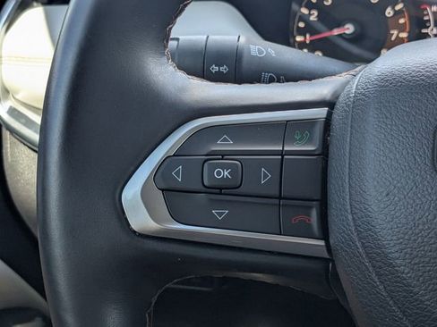 Used 2022 Jeep Compass Limited w/ Sun and Sound Group image 23