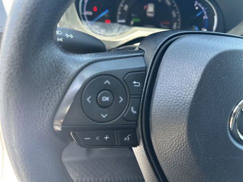 Used 2024 Toyota RAV4 LE image 10