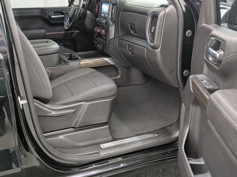 Used 2021 Chevrolet Silverado 1500 LT Trail Boss image 15