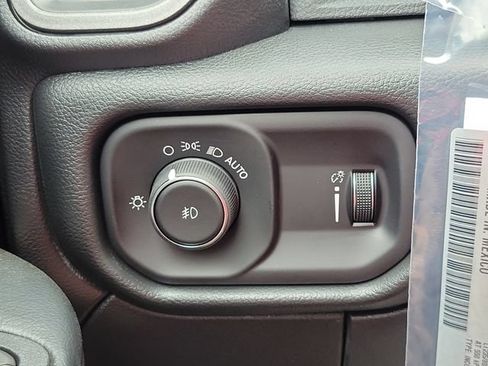 New 2026 RAM 3500 Tradesman AWD/4WD image 19