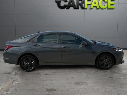 Used 2023 Hyundai Elantra SEL FWD image 13
