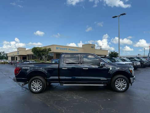 Used 2025 Ford F150 Lariat w/ Equipment Group 502A High AWD/4WD image 18