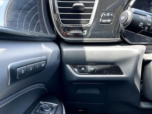 Used 2025 Lexus NX 250 FWD w/ Premium Package image 36