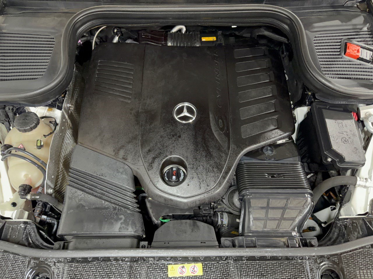 Used 2024 Mercedes-Benz GLS 450 4MATIC image 31