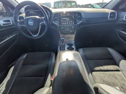 Used 2020 Jeep Grand Cherokee Altitude image 13