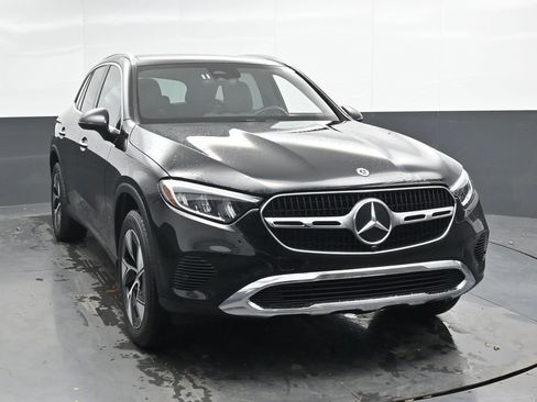 Used 2023 Mercedes-Benz GLC 300 GLC 300 image 4