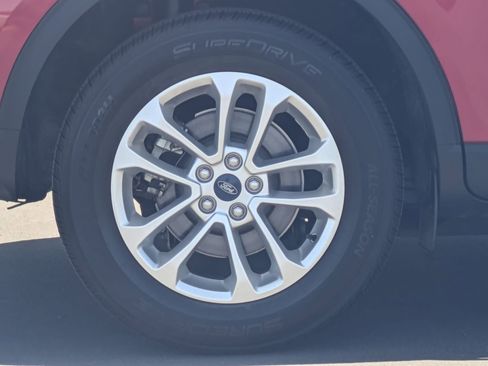 Used 2021 Ford Escape SE image 9