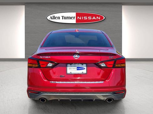 Used 2021 Nissan Altima 2.5 SR image 7