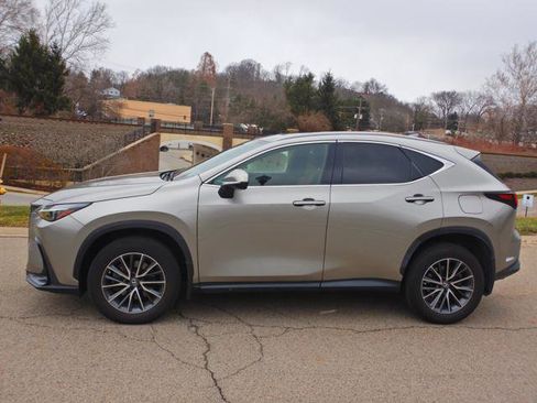 Used 2022 Lexus NX 350 AWD image 9