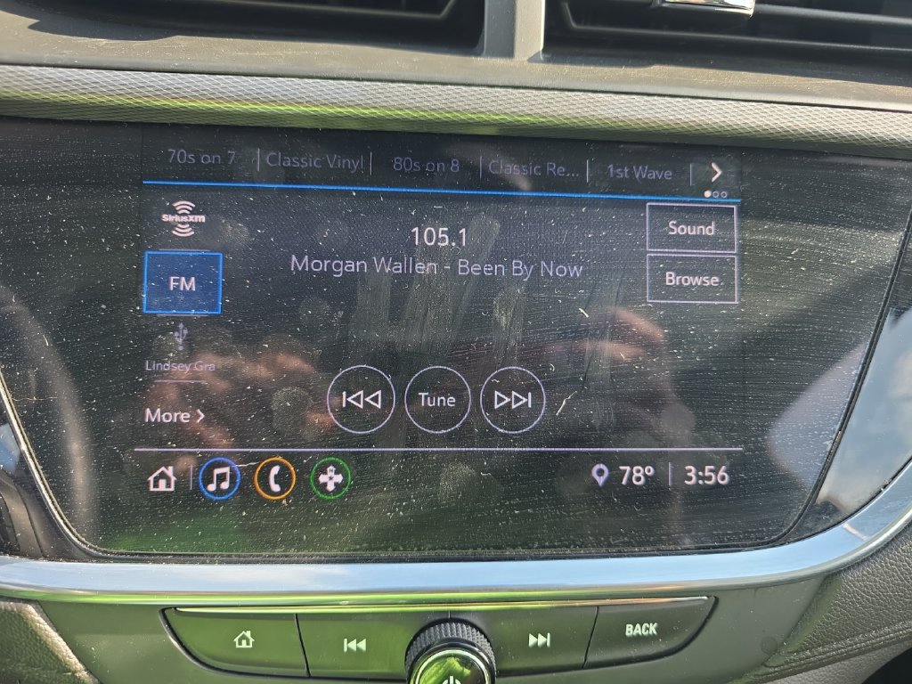 Used 2020 Buick Encore GX Preferred w/ Cold Weather Comfort Package AWD/4WD image 17