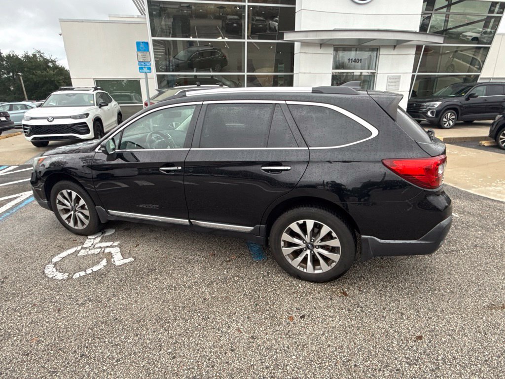Used 2019 Subaru Outback 3.6R Touring AWD/4WD image 11
