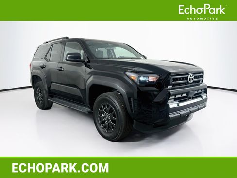 Used 2025 Toyota 4Runner SR5 AWD/4WD image 1