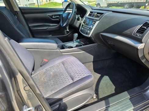 Used 2016 Nissan Altima 2.5 S w/ Power Driver Seat Package image 19