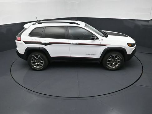 Used 2022 Jeep Cherokee Trailhawk AWD/4WD image 18