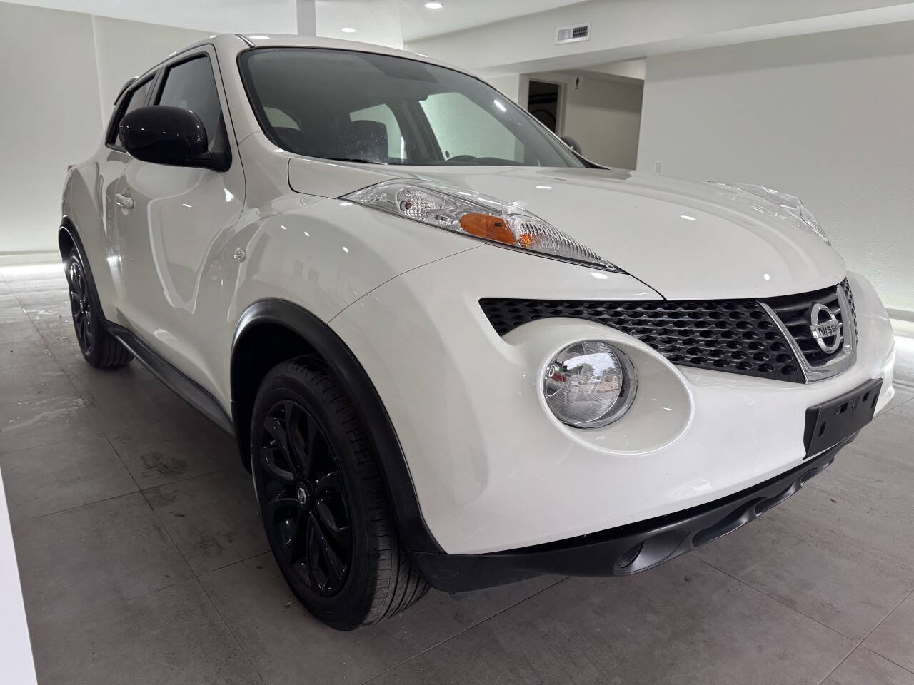 Used 2014 Nissan Juke S w/ Midnight Edition 2.0 AWD/4WD image 8