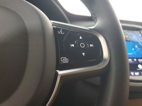 Certified 2024 Volvo XC90 T8 Plus AWD/4WD image 26