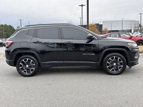 Used 2022 Jeep Compass Latitude image 6