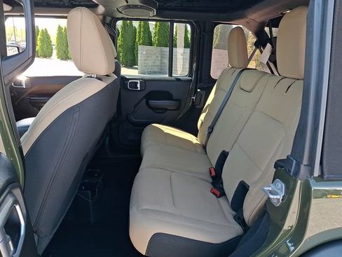 Used 2021 Jeep Wrangler Unlimited Sport AWD/4WD image 11