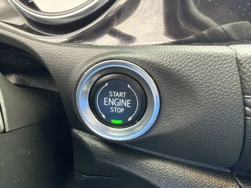 Used 2022 Buick Encore GX Select AWD/4WD image 22