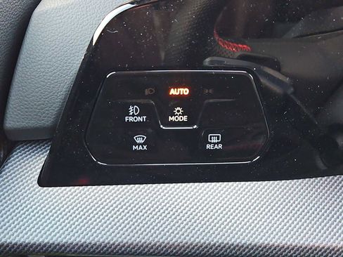 New 2026 Volkswagen GTI SE image 10