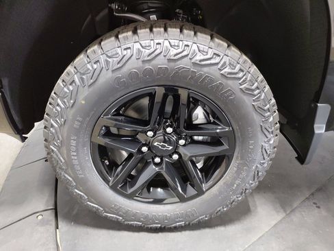 New 2026 Chevrolet Silverado 1500 Custom Trail Boss image 30