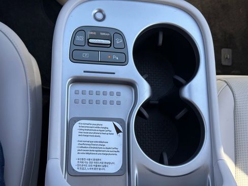 Certified 2026 Hyundai Ioniq 9 Calligraphy image 43