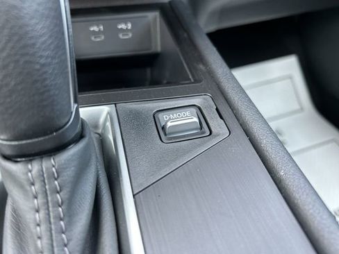 New 2026 Nissan Kicks SV FWD image 38