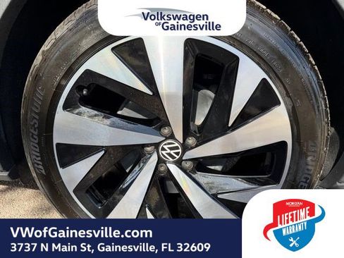 Used 2021 Volkswagen ID.4 Pro S RWD image 28
