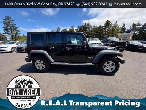 Used 2010 Jeep Wrangler Unlimited Rubicon w/ Dual Top Group AWD/4WD image 4