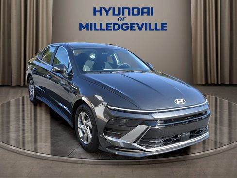 Used 2025 Hyundai Sonata SE image 6