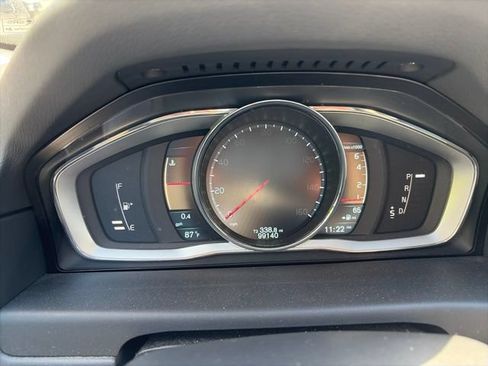 Used 2014 Volvo XC70 T6 AWD/4WD image 5