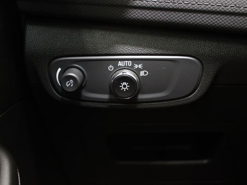 Used 2025 Chevrolet TrailBlazer LT w/ Driver Confidence Package FWD image 24