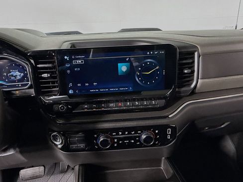 Used 2023 Chevrolet Silverado 1500 ZR2 w/ Technology Package AWD/4WD image 19
