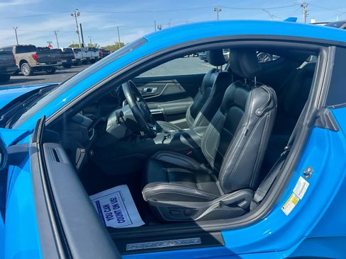 Used 2024 Ford Mustang Premium image 9