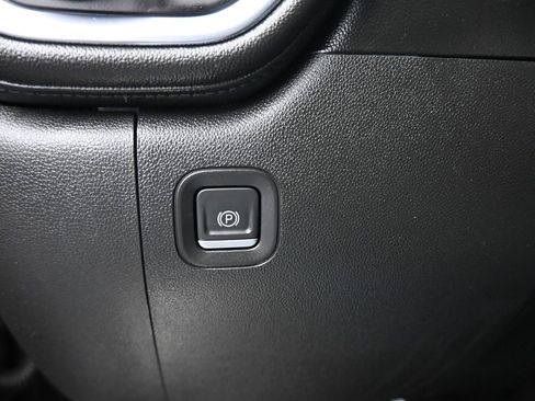 Used 2019 Chevrolet Silverado 1500 LT Trail Boss image 29