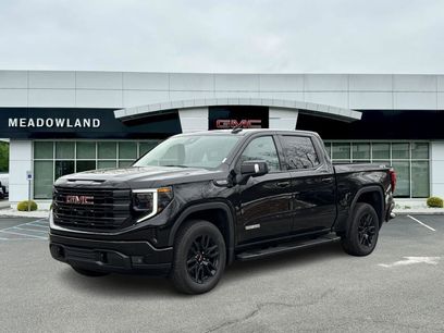 New 2026 GMC Sierra 1500 Elevation w/ Elevation Premium Package