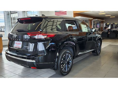 New 2026 Nissan Rogue Platinum w/ Tech Package image 5